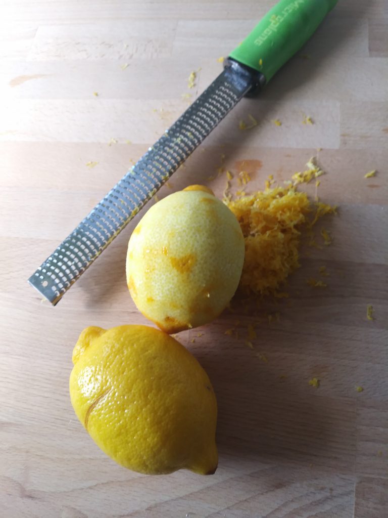 Mini Lemon Cupcakes with Lemon Mascarpone Frosting