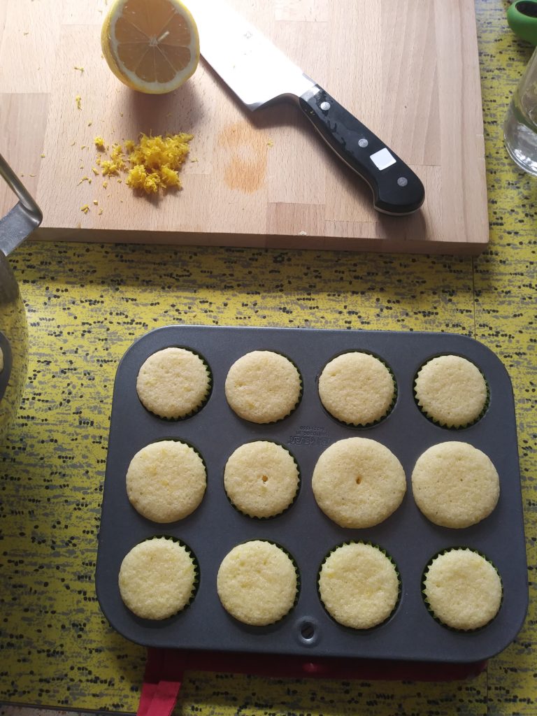 Mini Lemon Cupcakes with Lemon Mascarpone Frosting