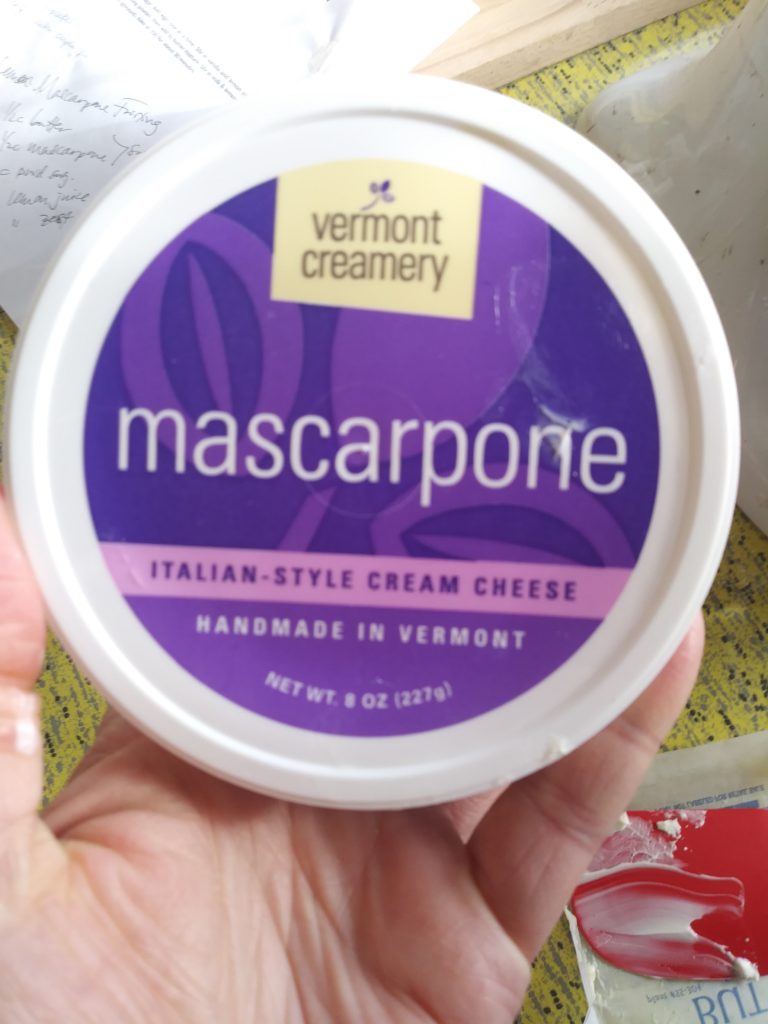 Mini Lemon Cupcakes with Lemon Mascarpone Frosting