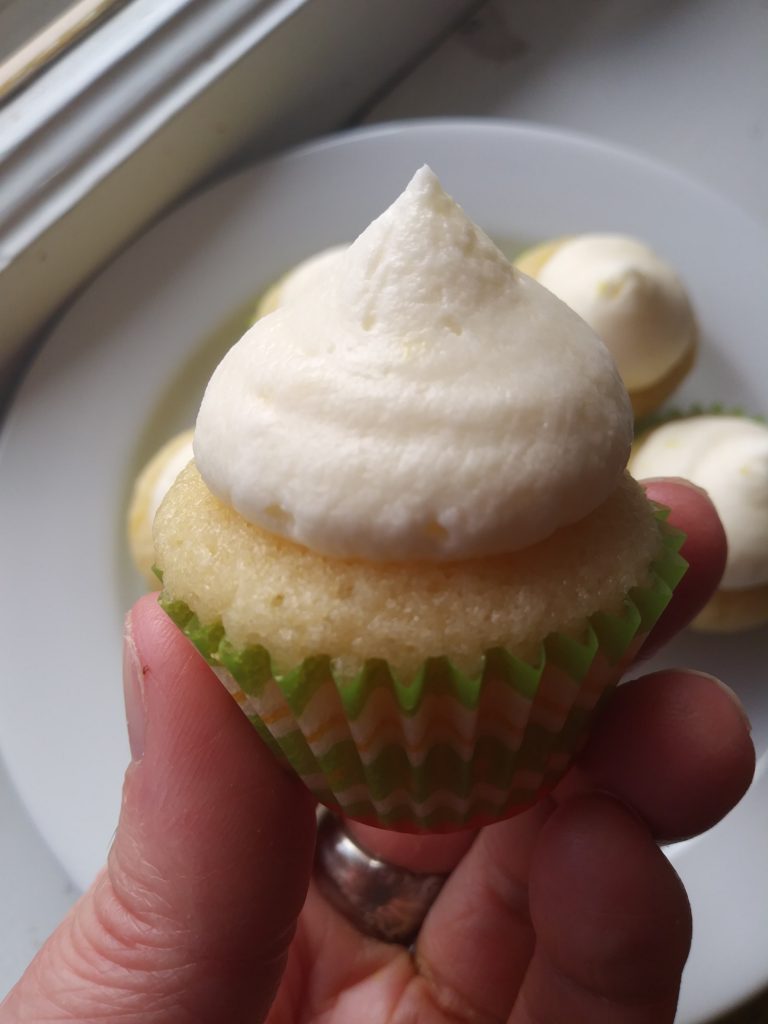 Mini Lemon Cupcakes with Lemon Mascarpone Frosting