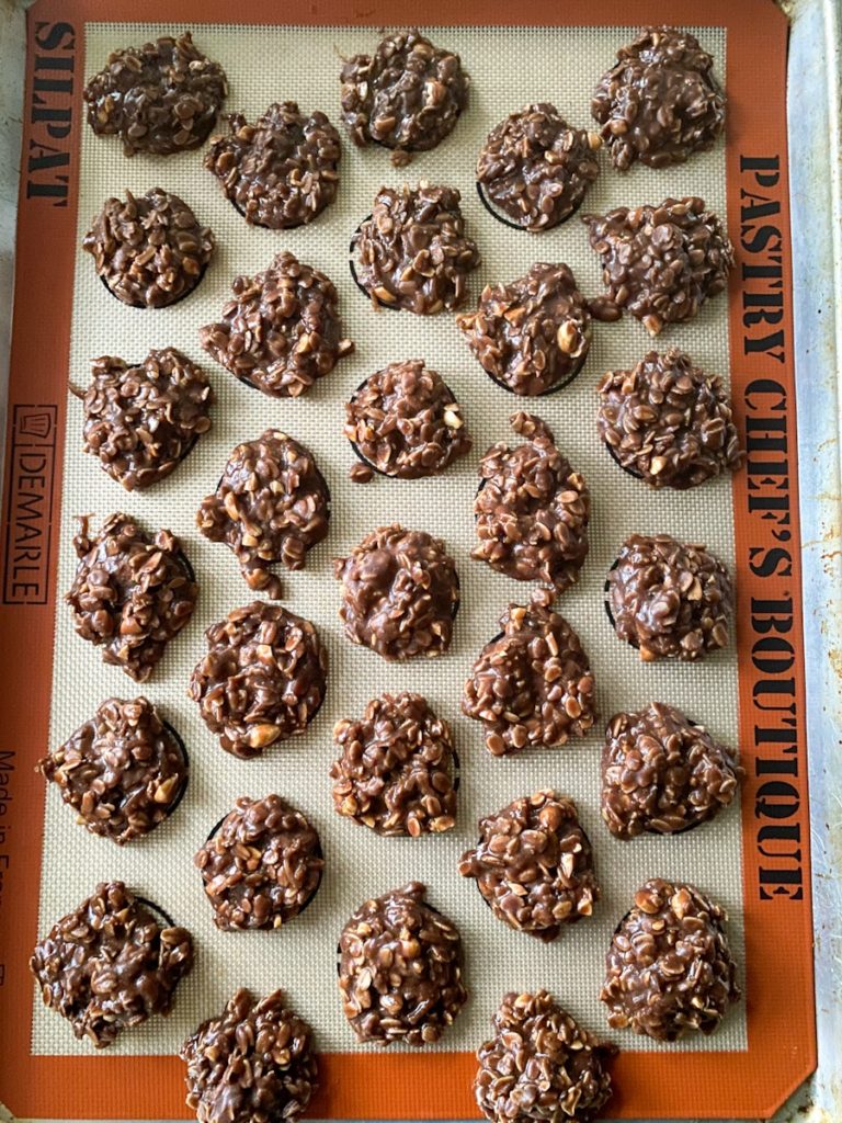 Chocolate Peanut Butter No-Bake Cookies