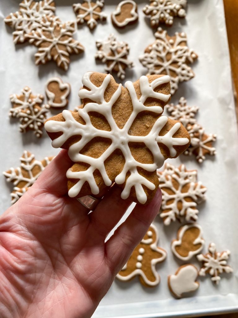 Old-Fashioned Gingerbread Cookies