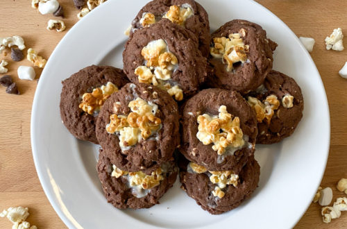 Popcorn & Hot Chocolate Cookies