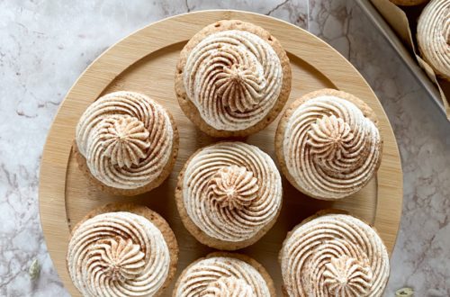 Chai Spice Pound Cake Cupcakes