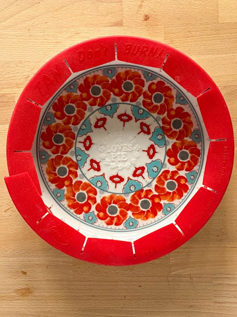 pie-baking tools