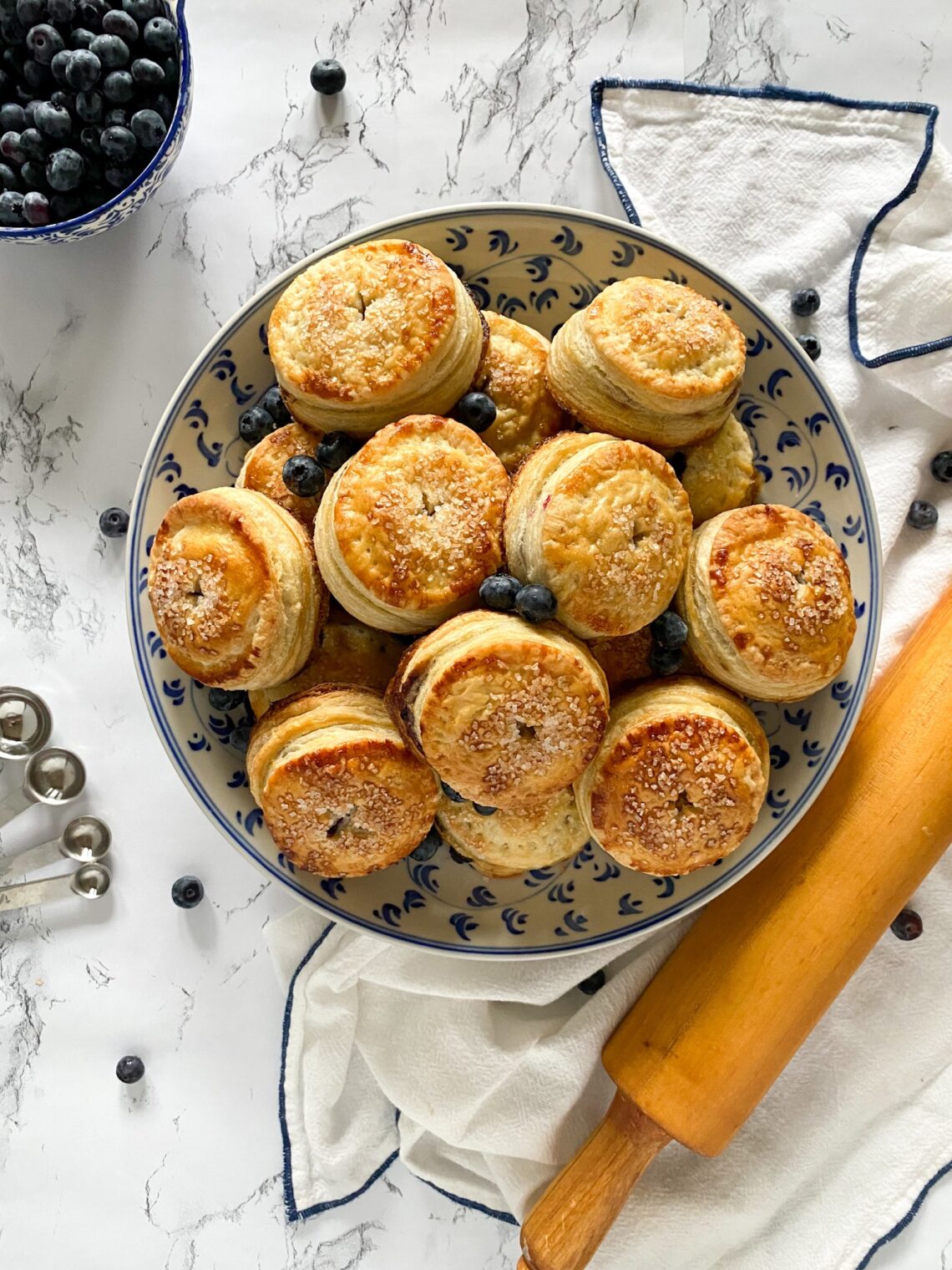blueberry hand pies