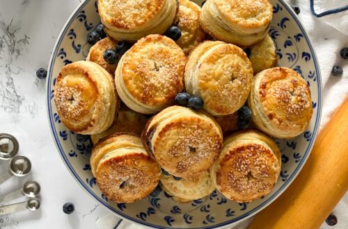 blueberry hand pies