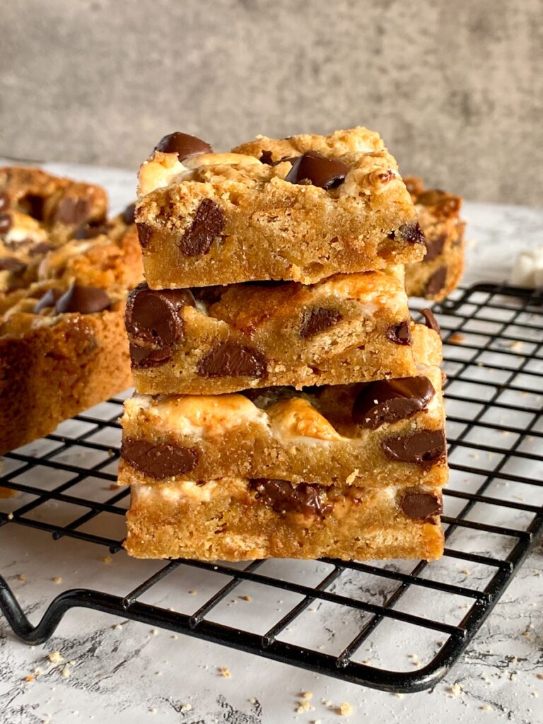Peanut Butter S'mores Bars