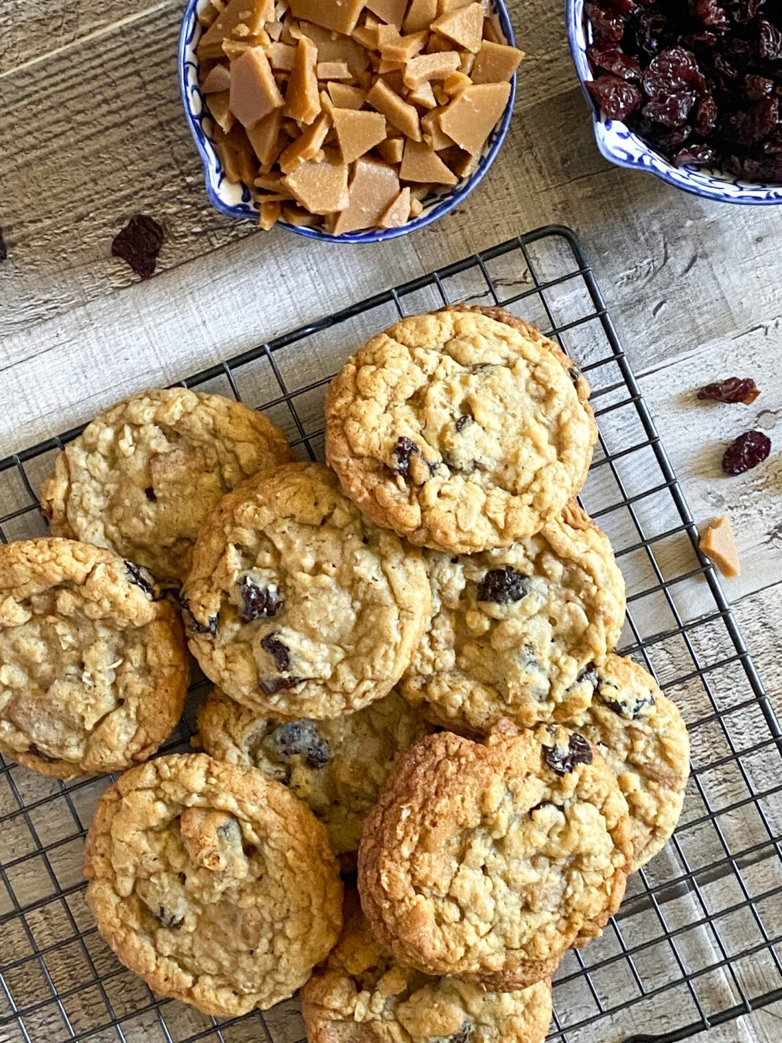 Cherry & Toffee Oatmeal Cookies