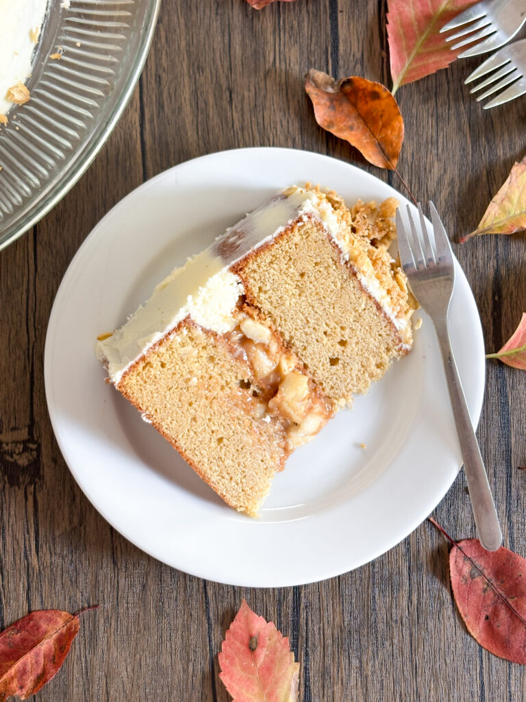 Apple Crisp Cake